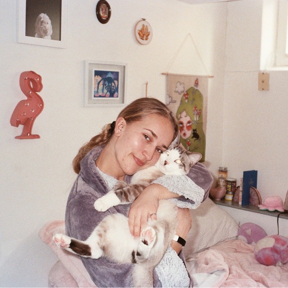 Welcome to my virtual closet 😋 - Picture 2 of 2